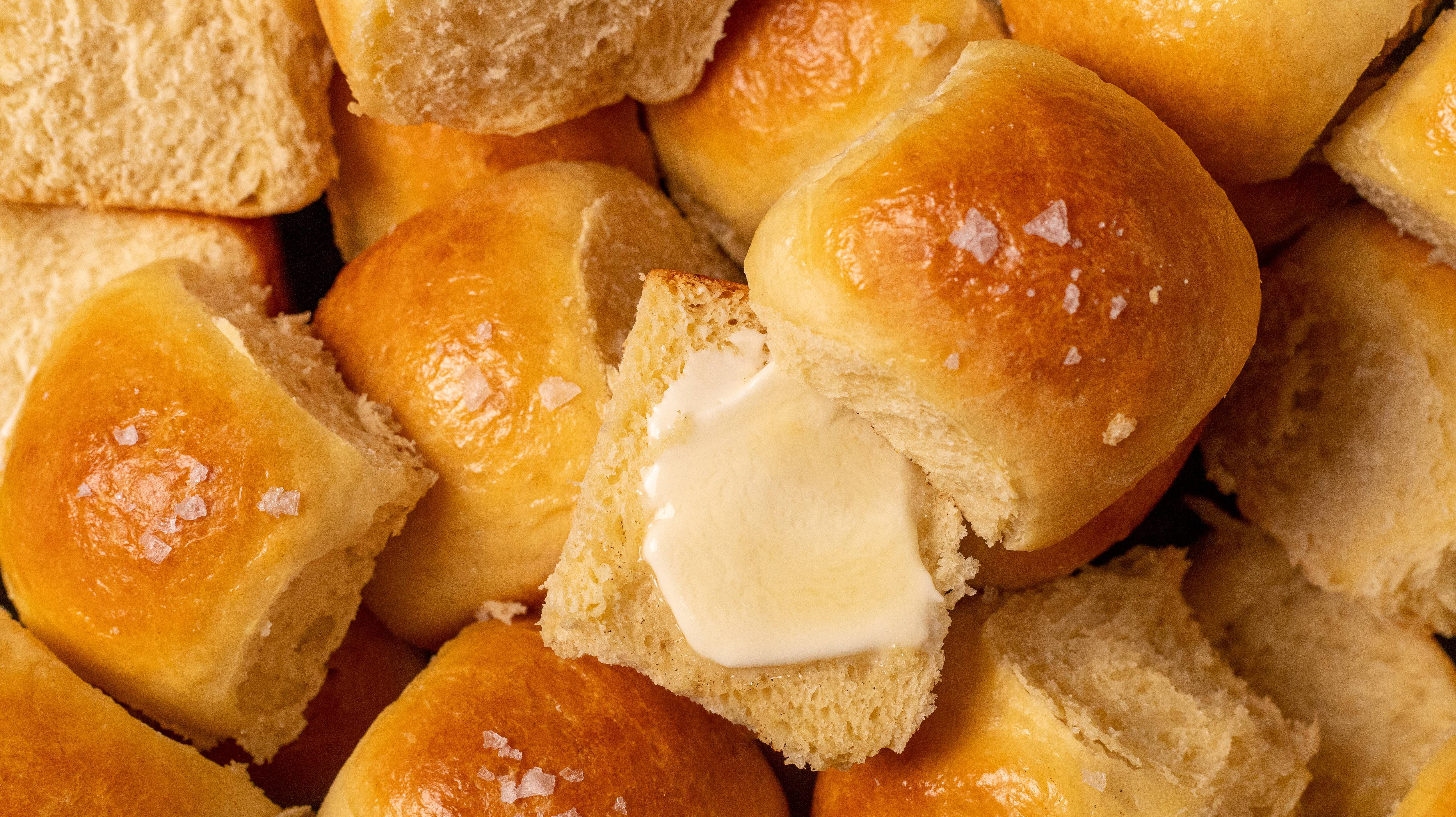recipe image Buttery Dinner Rolls