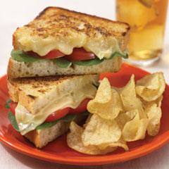 recipe image Tomato & Swiss Grilled Sandwiches