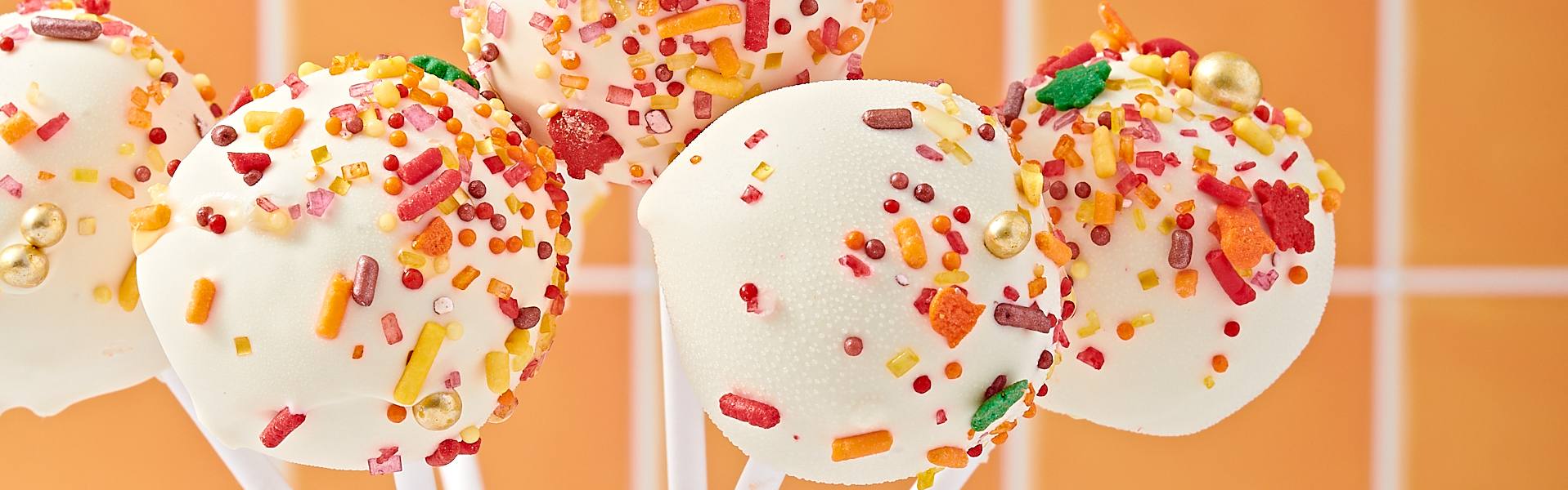 recipe image Spice Cake Pops made with box mix